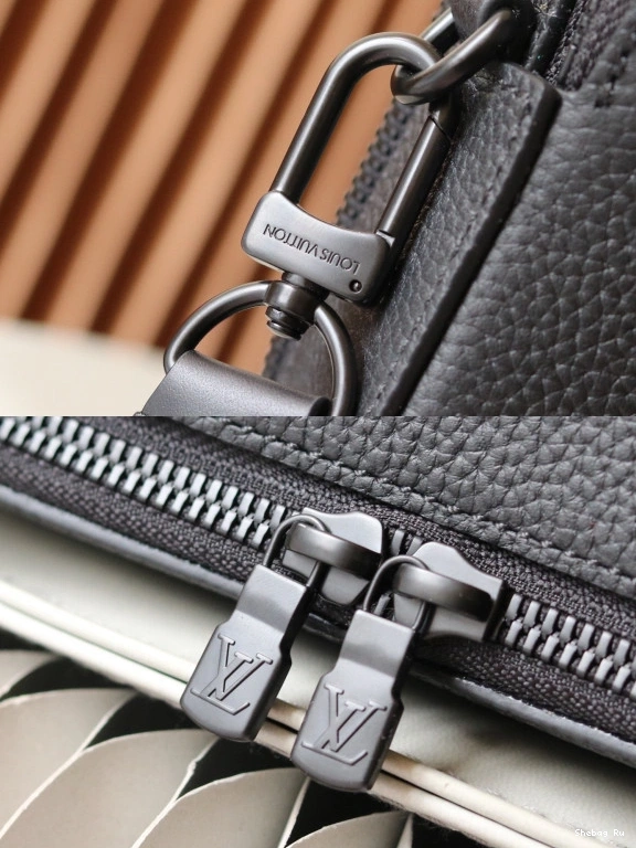 LOUIS Wearable Alpha VUITTON Wallet 0728